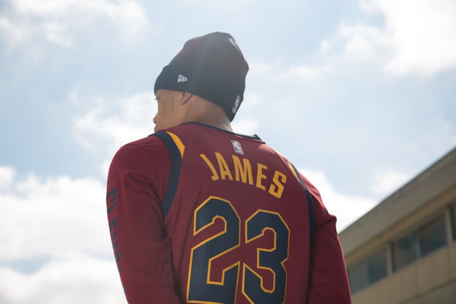 Największe gwiazdy NBA. Które koszykarskie koszulki z nadrukiem są najpopularniejsze?