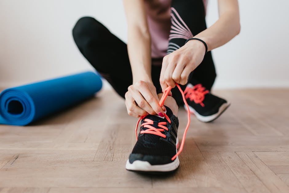 Buty sportowe na co dzień, czyli jak skutecznie łączyć wygodę i dobry styl?